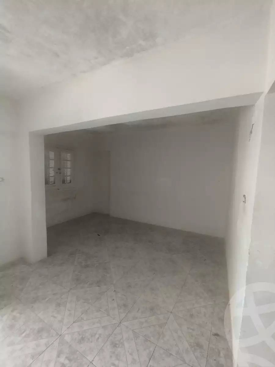 https://aqarmap.com.eg/en/listing/5892933-for-sale-alexandria-l-jmy-el-hanouvel-el-hag-radwan-mosque-st