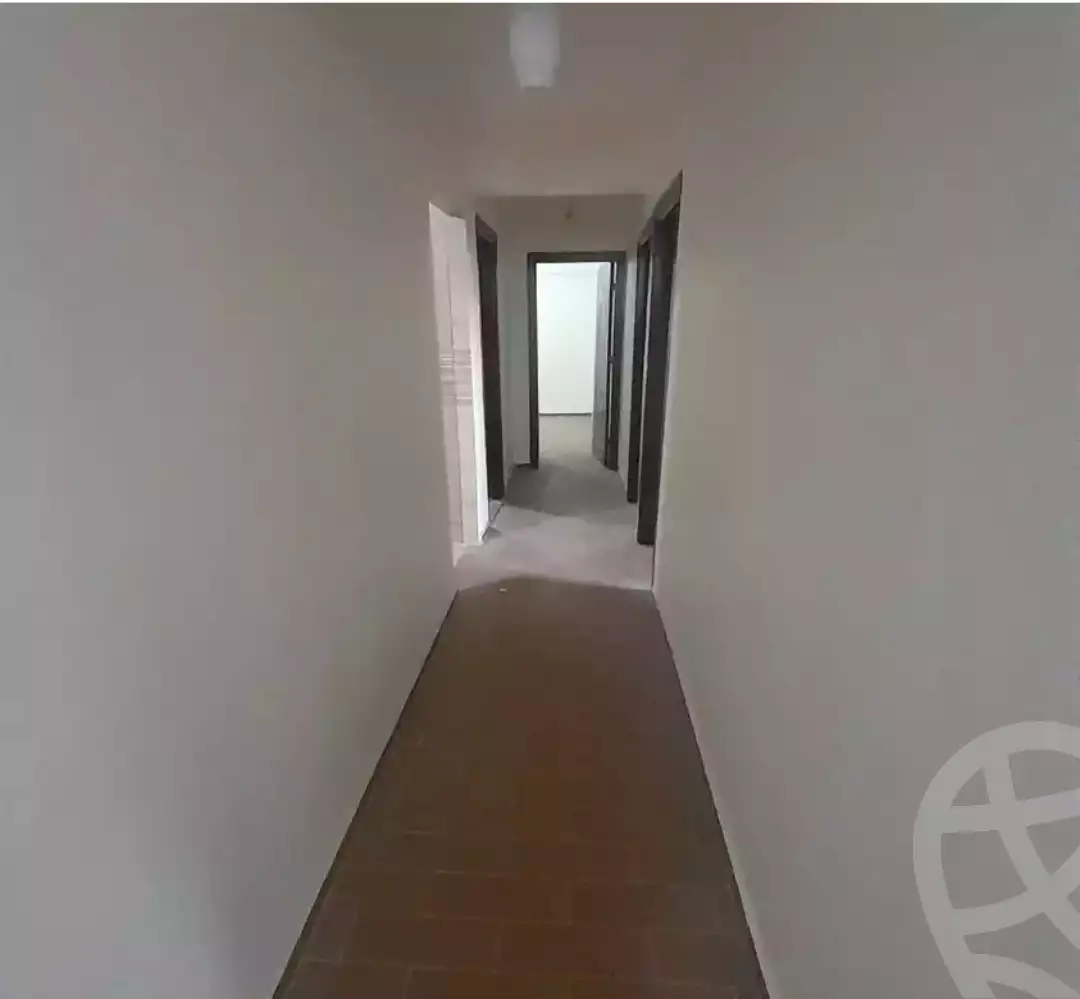 https://aqarmap.com.eg/en/listing/5893035-for-rent-alexandria-shds