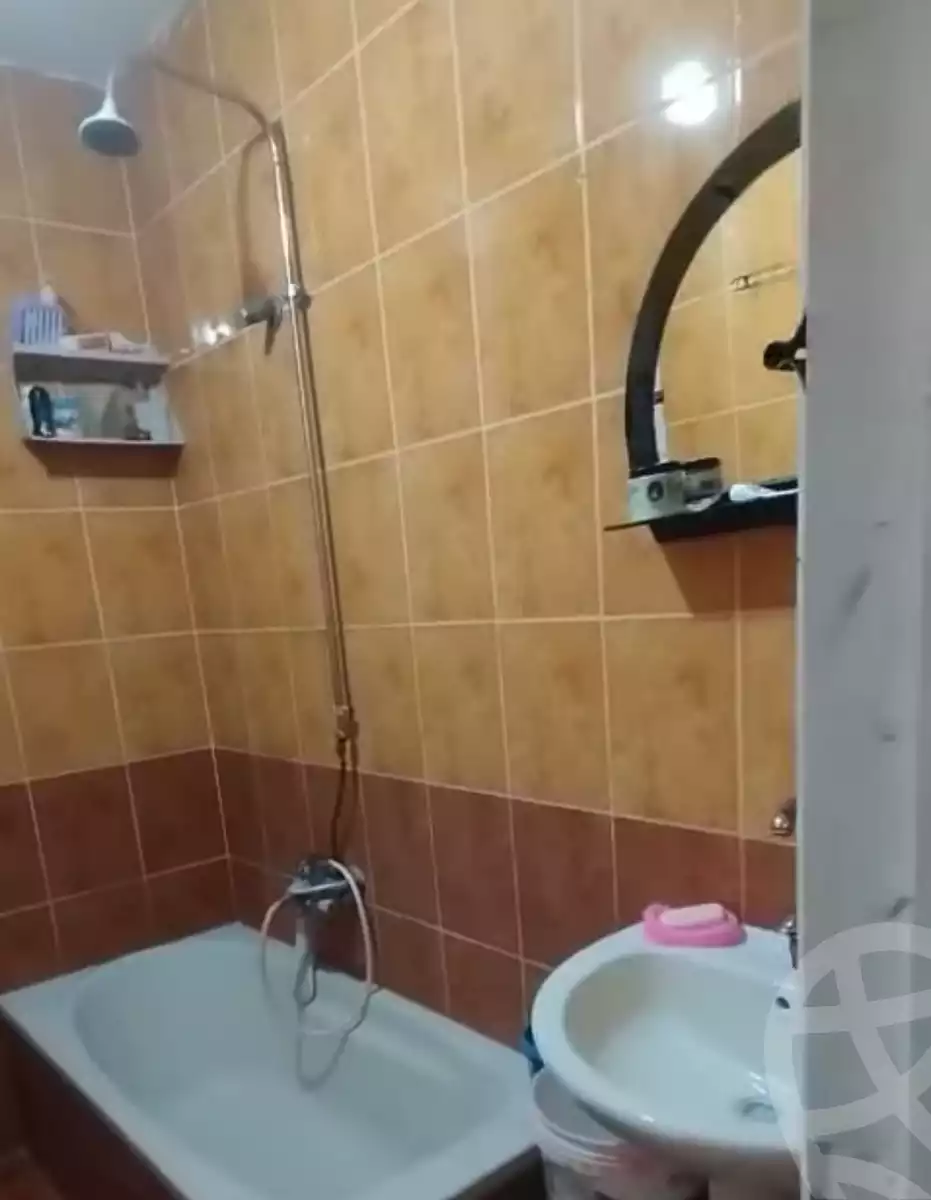 https://aqarmap.com.eg/en/listing/5893921-for-sale-alexandria-l-jmy-el-hanouvel-hussein-waly-st
