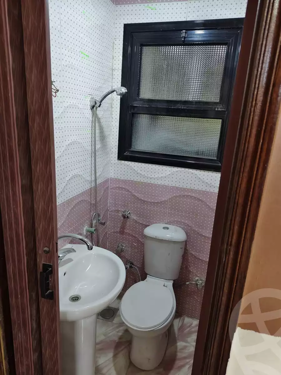 https://aqarmap.com.eg/en/listing/5894756-for-sale-cairo-faisal-kafr-tohormos-queen-nazli-st