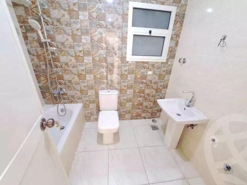 https://aqarmap.com.eg/ar/listing/5896036-for-sale-alexandria-sydy-bshr-sydy-bshr-qbly