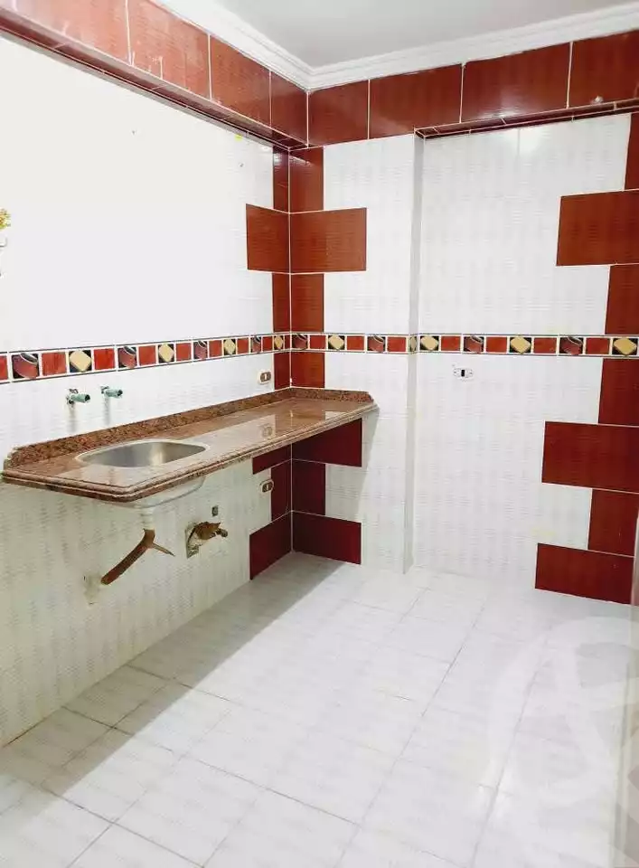 https://aqarmap.com.eg/ar/listing/5897050-for-sale-alexandria-sydy-bshr-sydy-bshr-bhry-gamal-abd-el-nasir-st