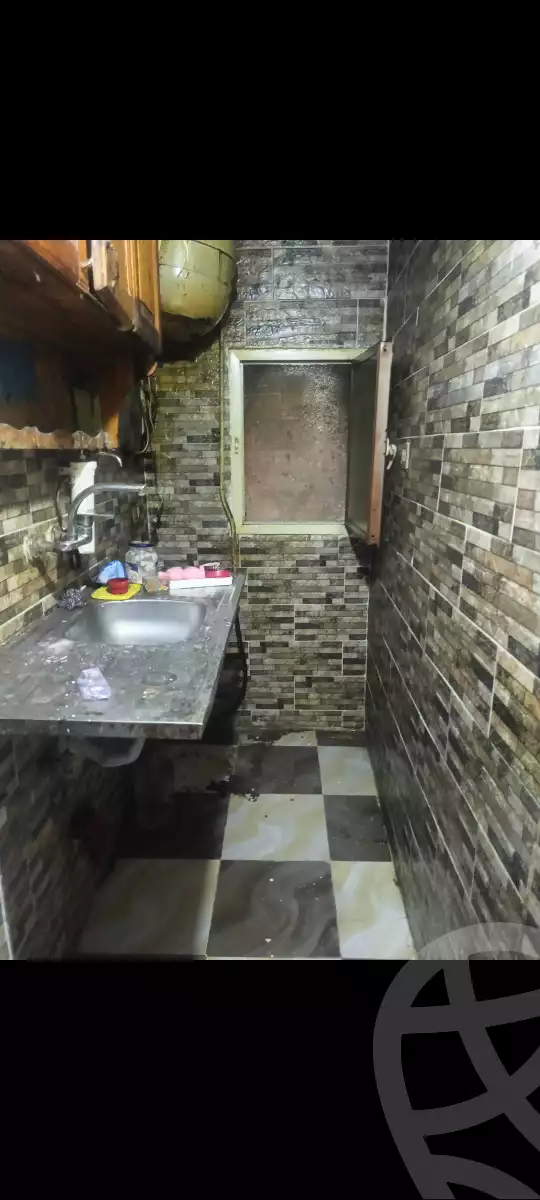 https://aqarmap.com.eg/ar/listing/5897081-for-sale-alexandria-rs-ltyn