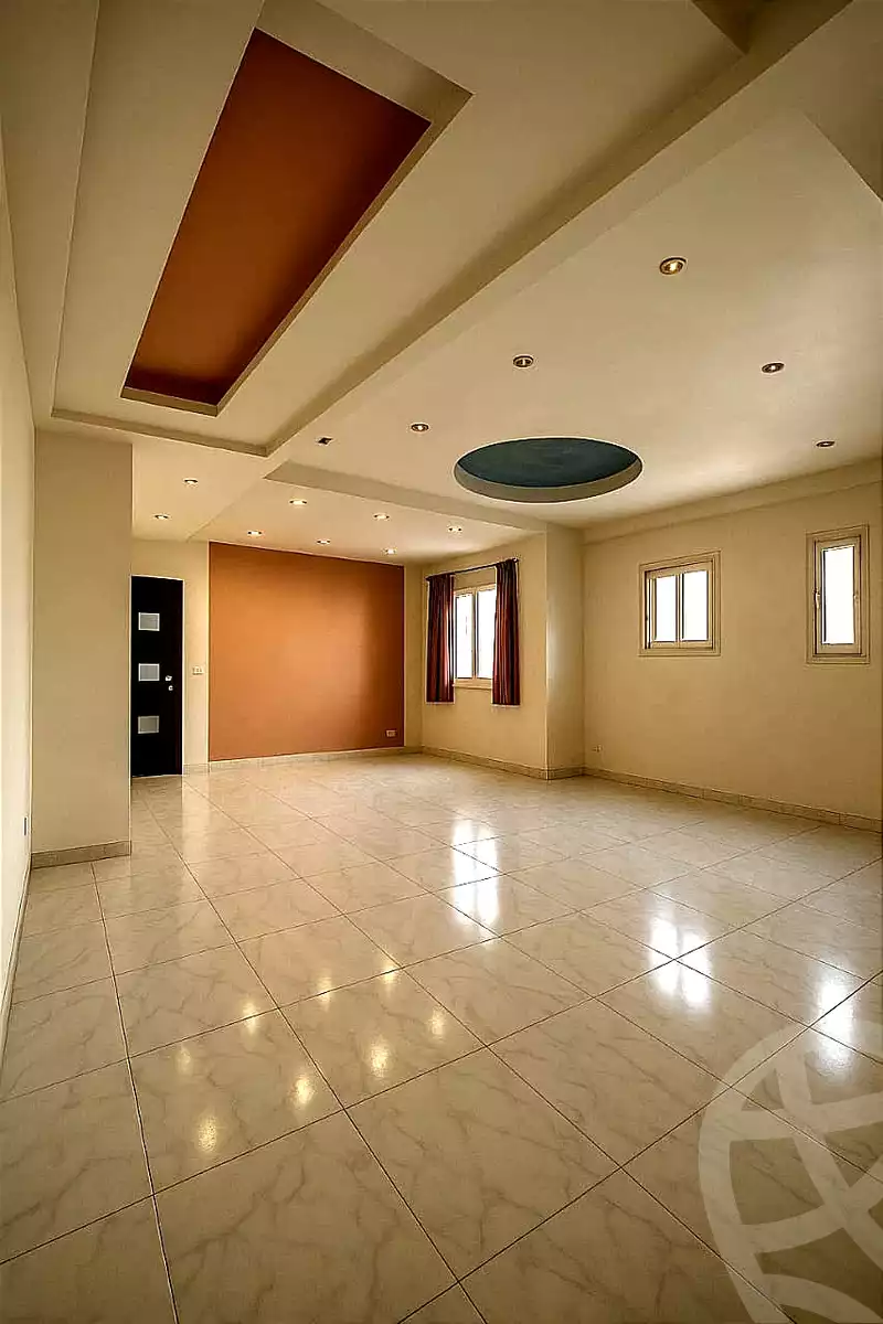 https://aqarmap.com.eg/ar/listing/5897240-for-sale-cairo-el-sheikh-zayed-city-el-hay-el-khames-lhy-lkhms