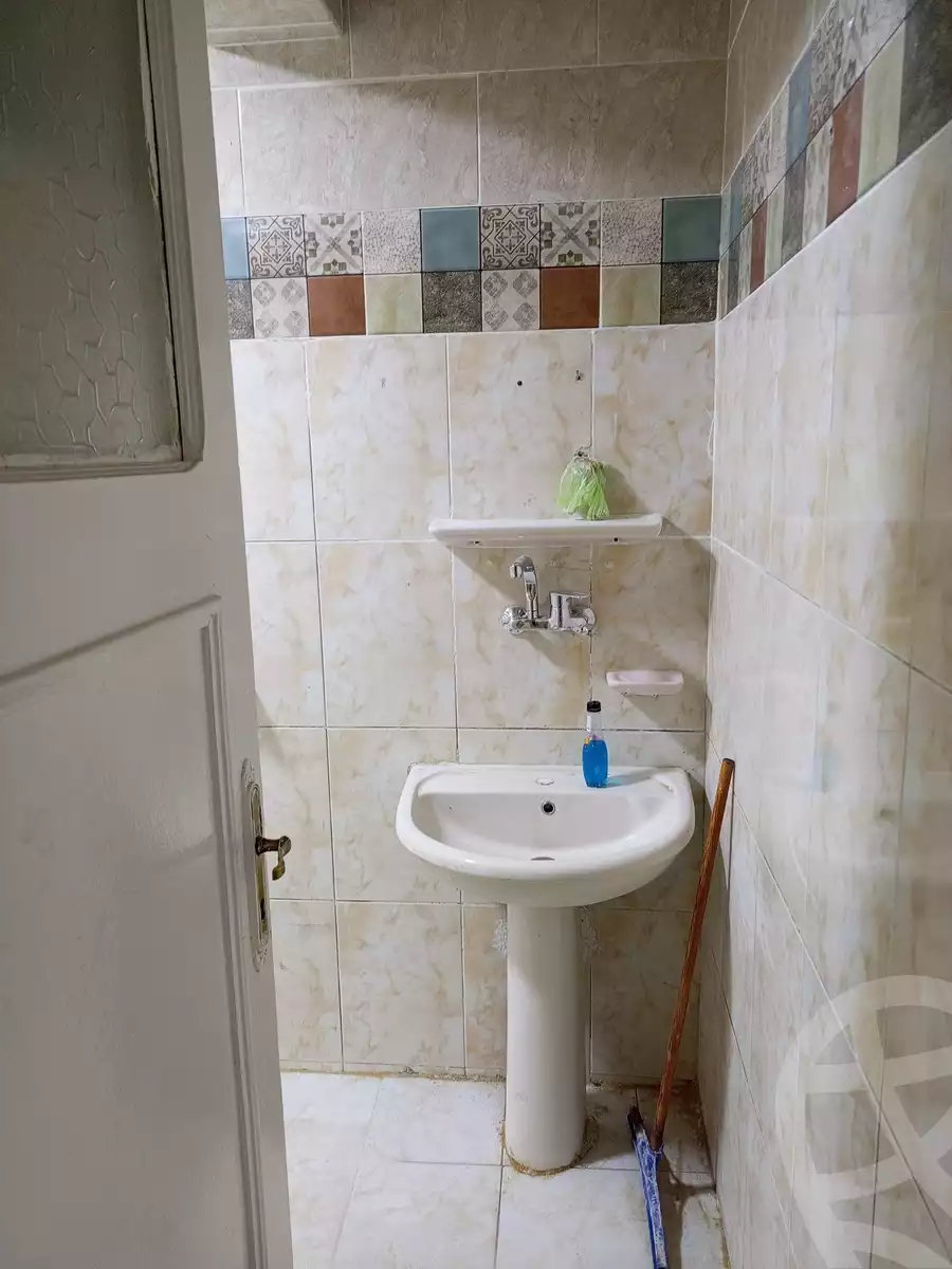 https://aqarmap.com.eg/ar/listing/5897290-for-sale-alexandria-rs-ltyn