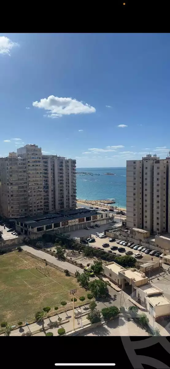 https://aqarmap.com.eg/ar/listing/5898198-for-sale-alexandria-el-asafra-l-sfr-bhry