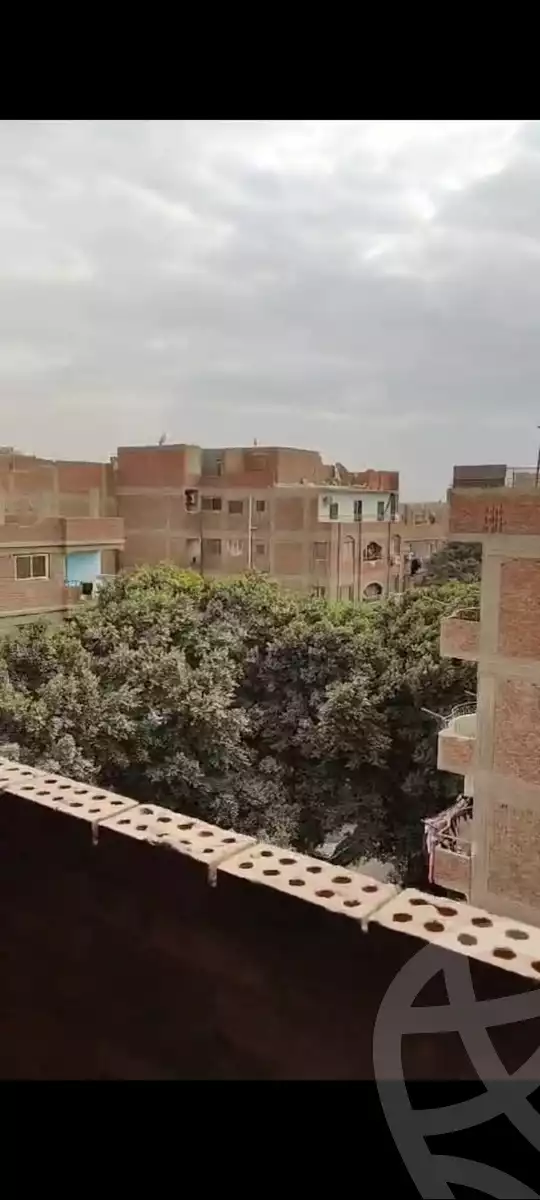 https://aqarmap.com.eg/ar/listing/5898941-for-sale-cairo-helwan-kwrnysh-hlwn