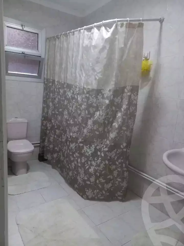 https://aqarmap.com.eg/en/listing/5898981-for-sale-cairo-ain-shams-ahmed-esmat-st
