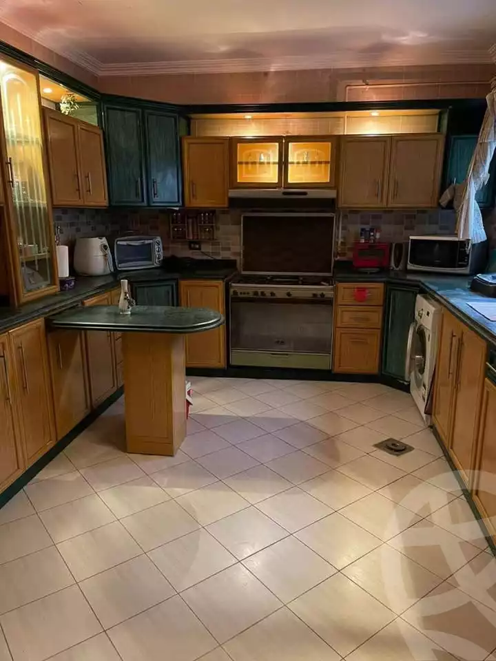 https://aqarmap.com.eg/en/listing/5899460-for-sale-cairo-mokattam-lhdb-l-ly