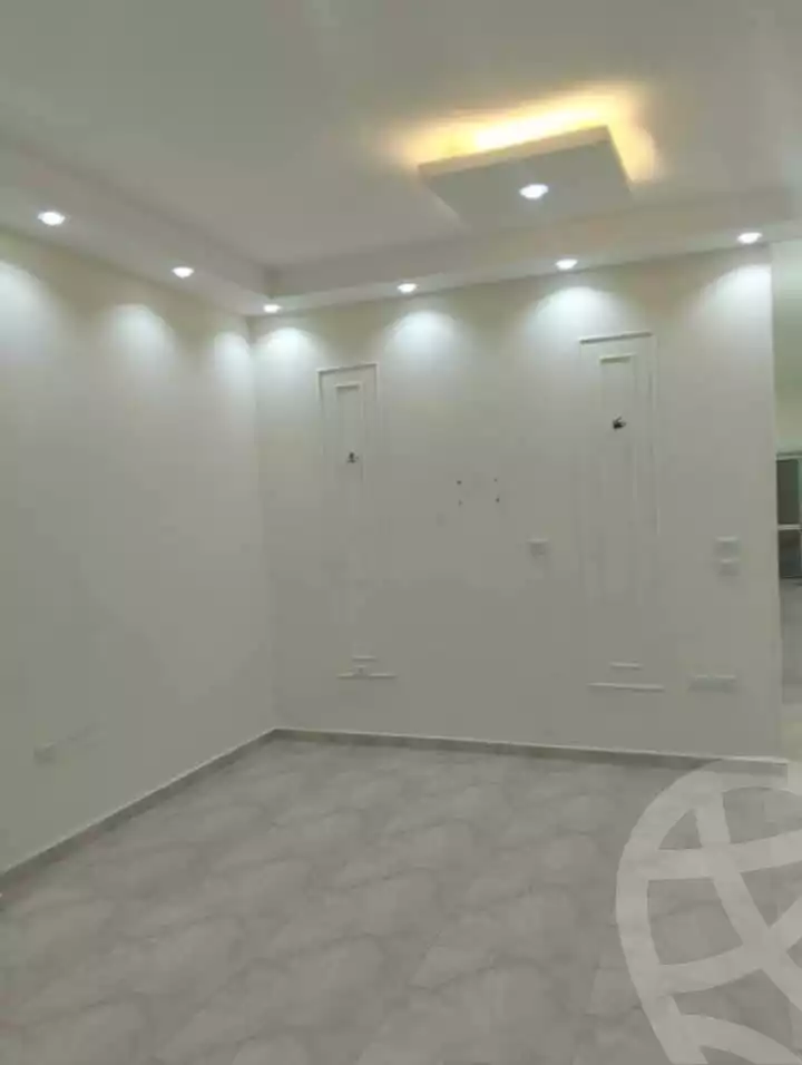 https://aqarmap.com.eg/en/listing/5901152-for-sale-cairo-mokattam-lhdb-l-ly-el-naforah-square
