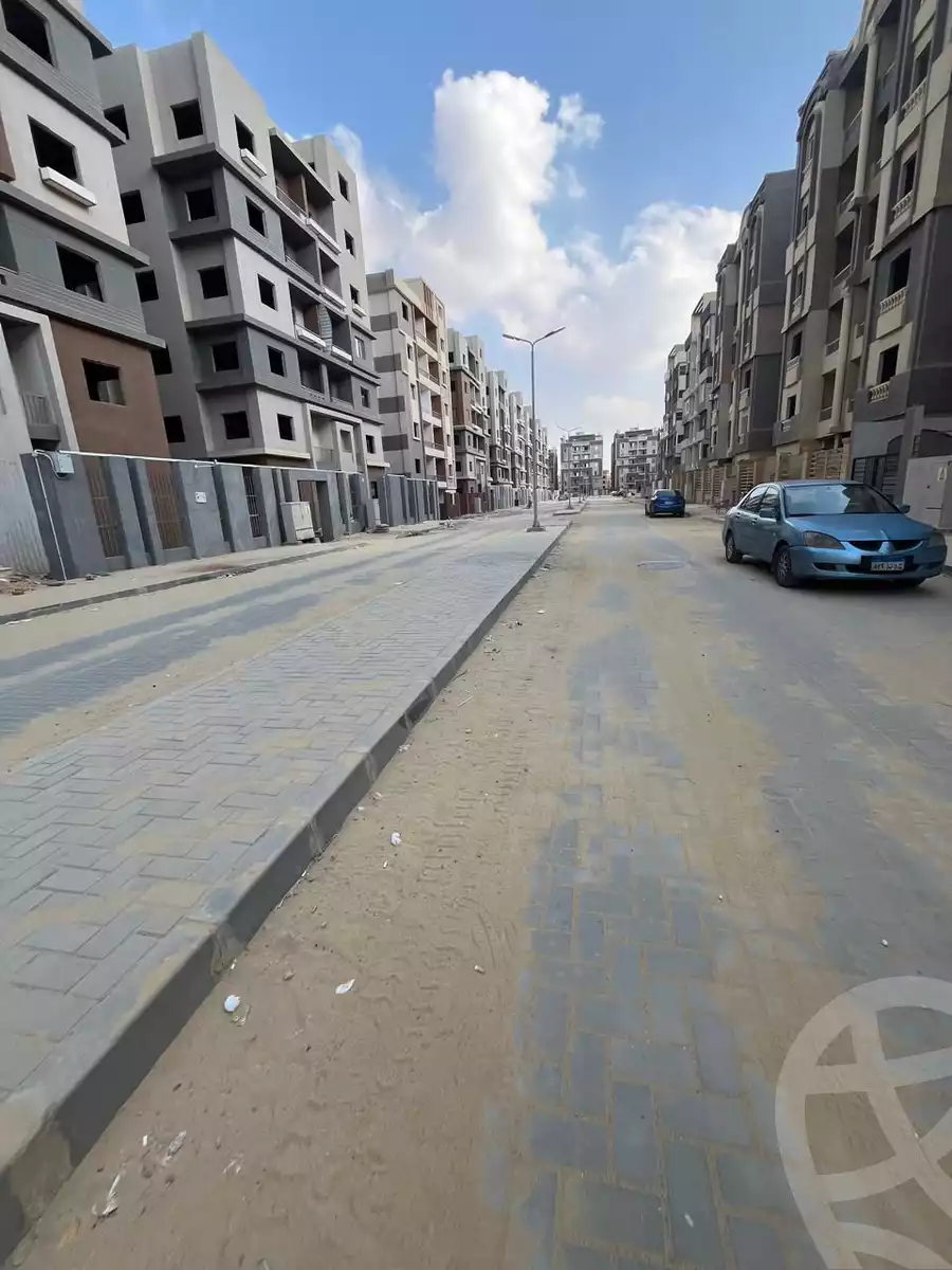 https://aqarmap.com.eg/en/listing/5901240-for-sale-cairo-6th-of-october-hadaeq-october-investors-association