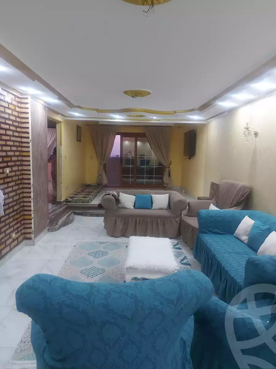 https://aqarmap.com.eg/en/listing/5897778-for-sale-cairo-helwan-helwan-el-sharkeya-gaafar-st