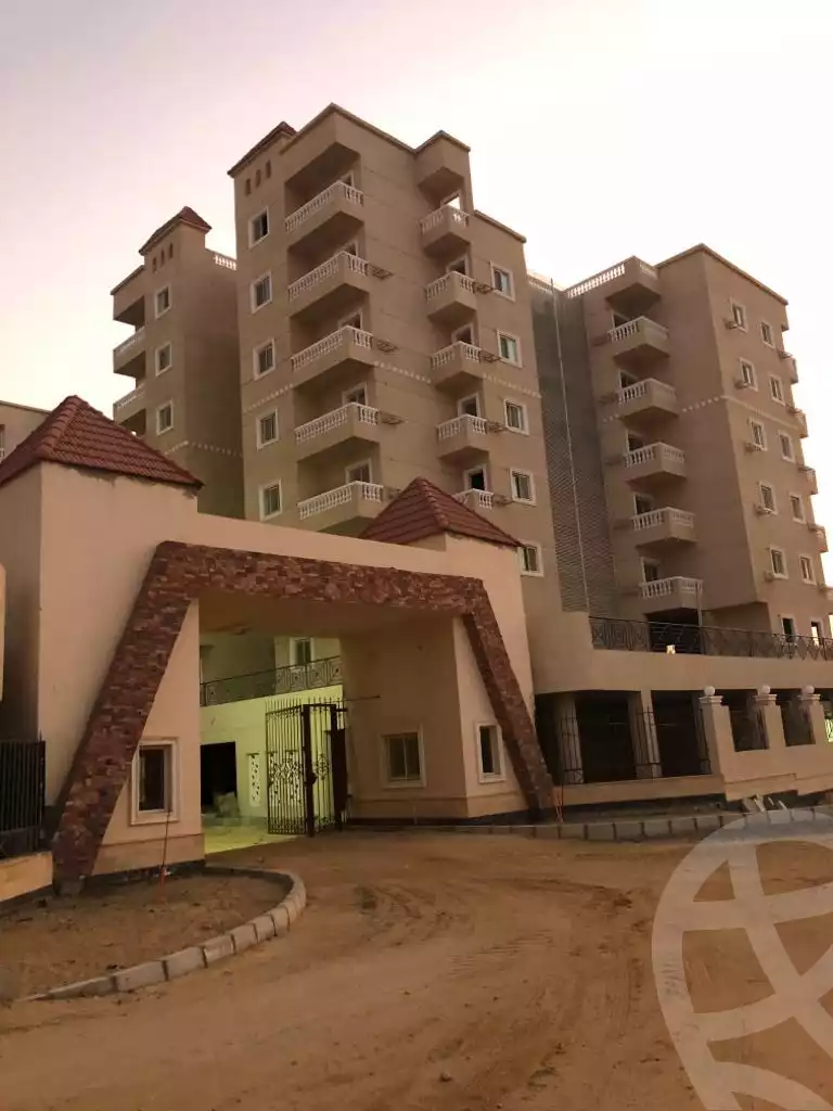 https://aqarmap.com.eg/ar/listing/5902544-for-sale-cairo-new-cairo-compounds-kmbwnd-lqdh
