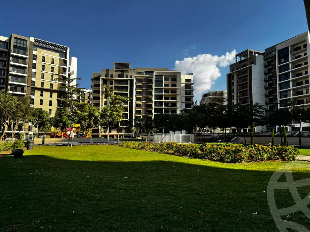 https://aqarmap.com.eg/ar/listing/5903367-for-sale-cairo-el-sheikh-zayed-city-compounds-zyd-wr-llttwyr-z-tower