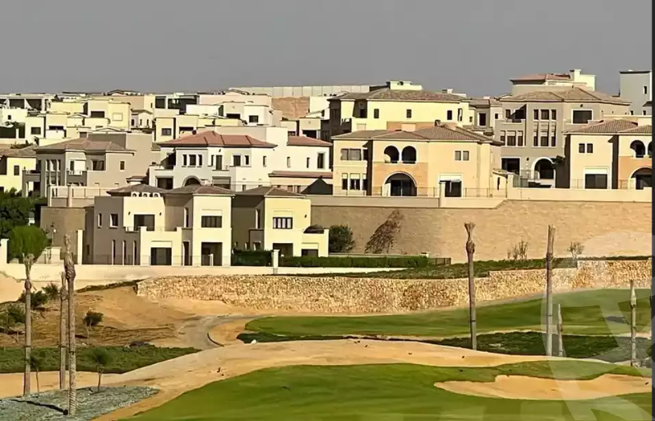 https://aqarmap.com.eg/en/listing/5905194-for-sale-cairo-mokattam-compounds-uptown-cairo-levana-uptown-cairo