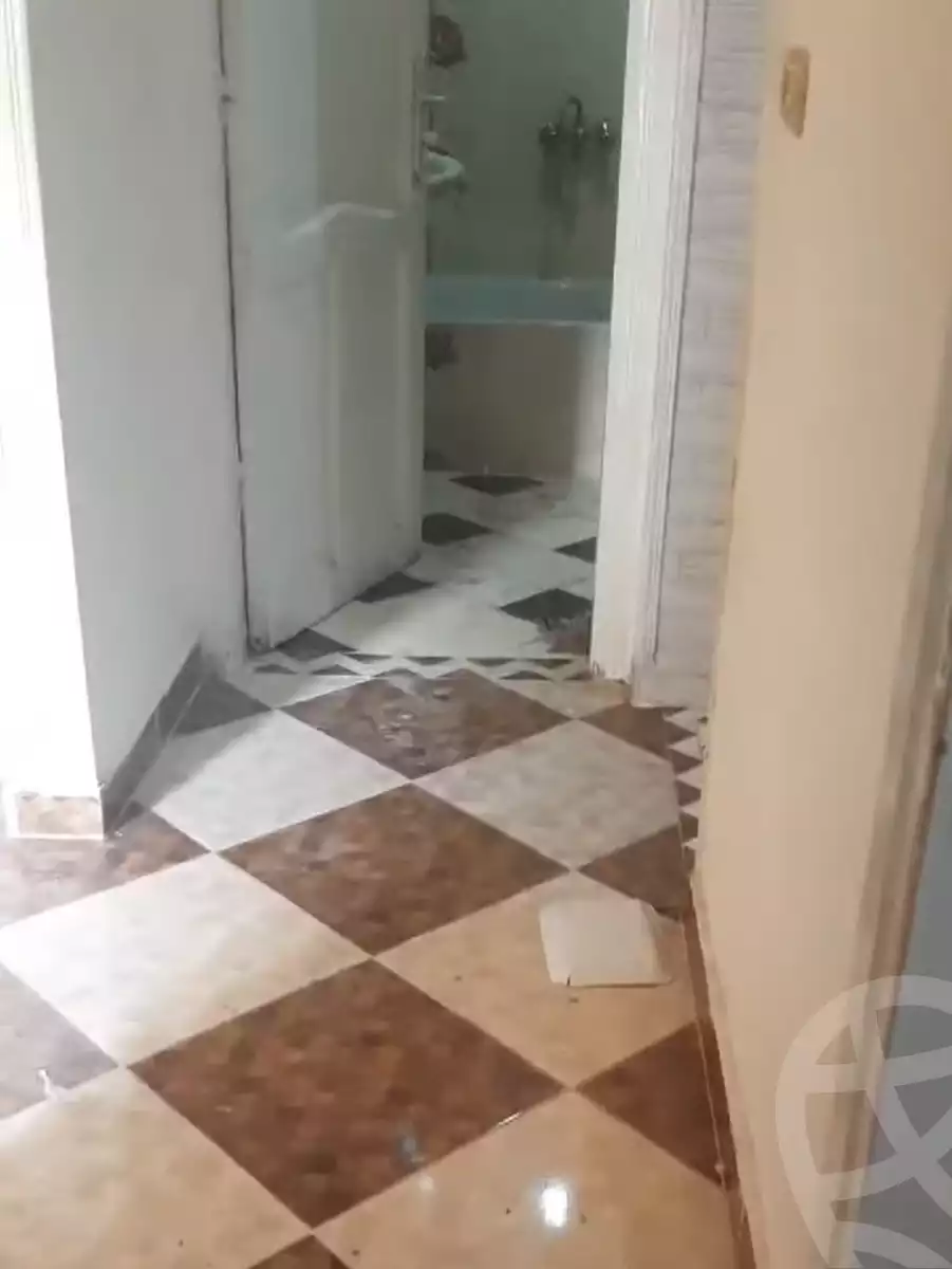 https://aqarmap.com.eg/ar/listing/5906465-for-sale-alexandria-l-jmy-lbytsh-el-saleheen-mosque-st