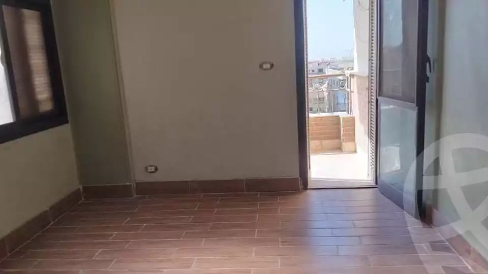 https://aqarmap.com.eg/en/listing/5906546-for-rent-cairo-mokattam-lhdb-l-ly-shareaa-9