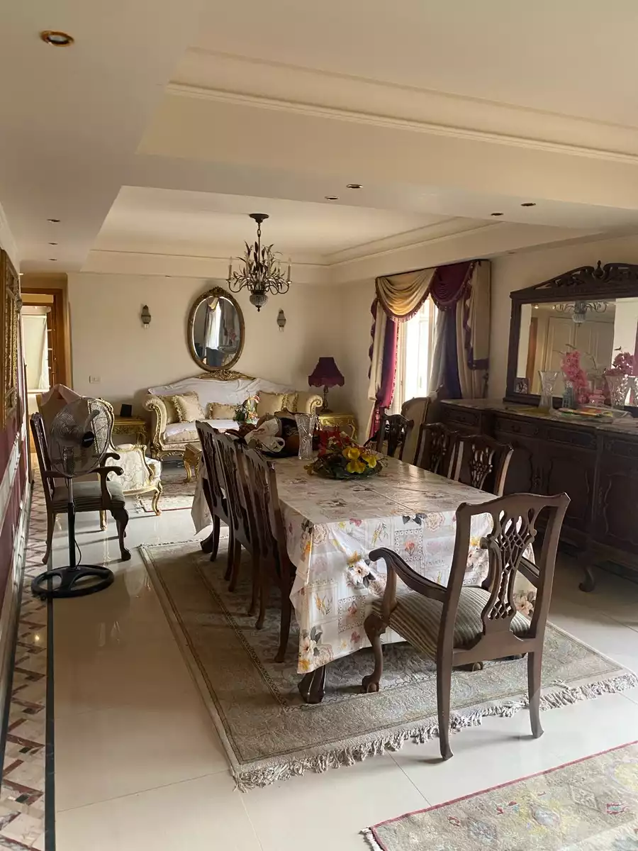 https://aqarmap.com.eg/ar/listing/5908949-for-sale-cairo-el-sheikh-zayed-city-compounds-hadayek-el-mohandiseen
