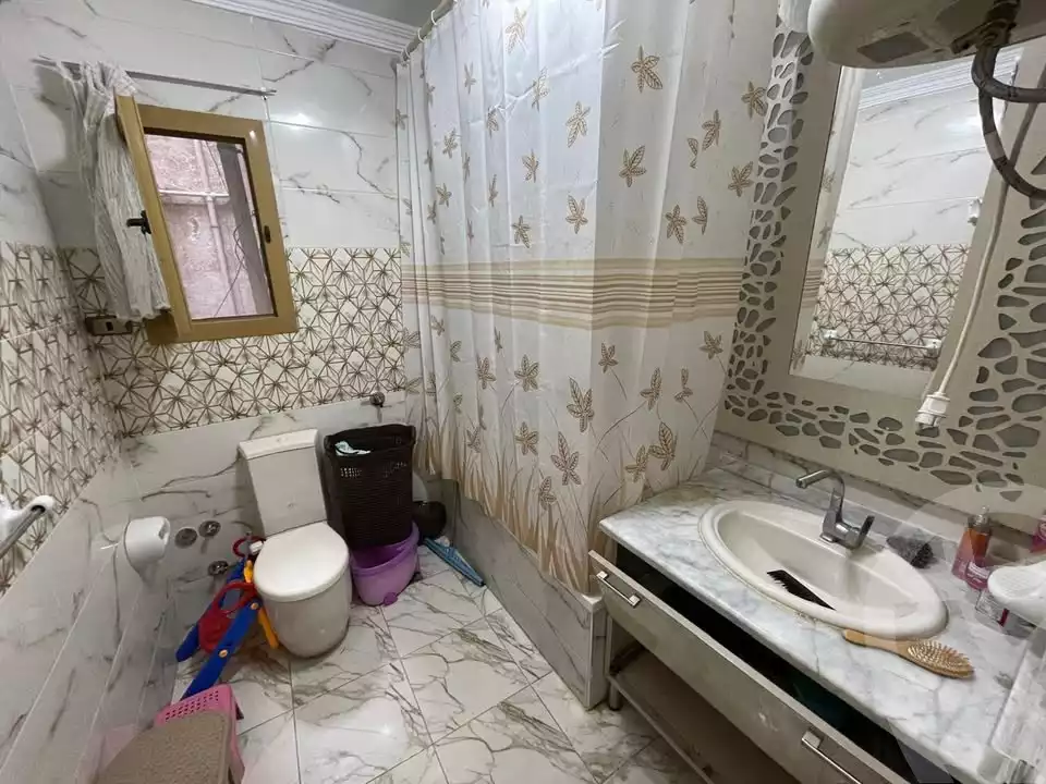 https://aqarmap.com.eg/en/listing/5912876-for-sale-alexandria-camp-cesar
