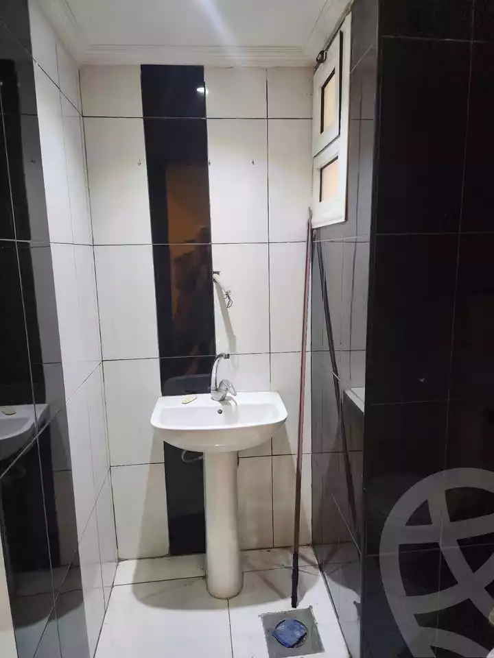 https://aqarmap.com.eg/en/listing/5912912-for-rent-alexandria-camp-cesar