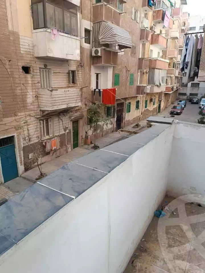 https://aqarmap.com.eg/ar/listing/5913046-for-sale-alexandria-zezenia-ibrahim-el-attar-st