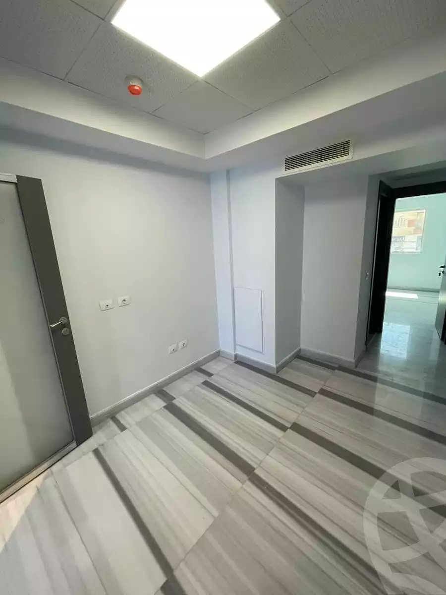 https://aqarmap.com.eg/en/listing/5918933-for-sale-cairo-al-oubour-el-hay-el-taseaa-abbas-el-akad-st
