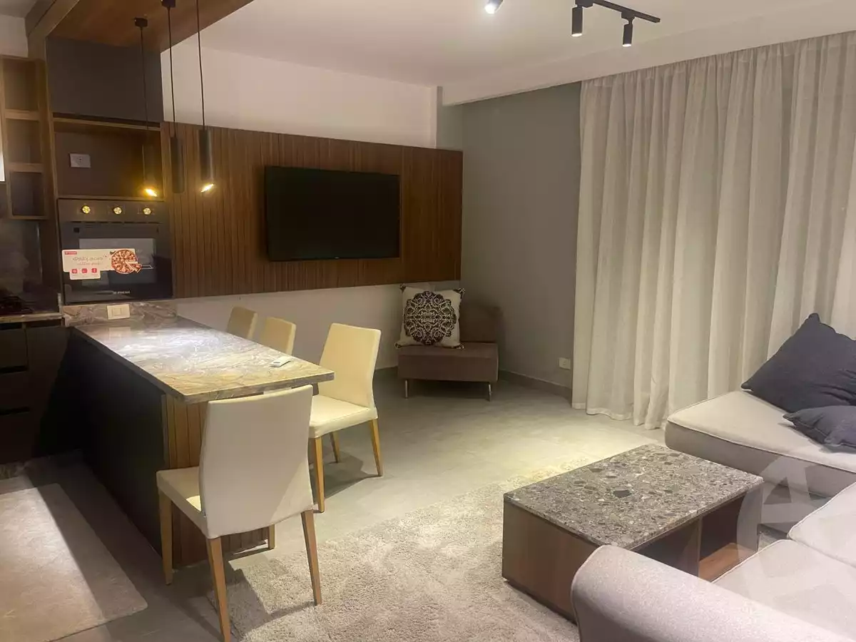 https://aqarmap.com.eg/en/listing/5919641-for-rent-cairo-6th-of-october-compounds-palm-parks