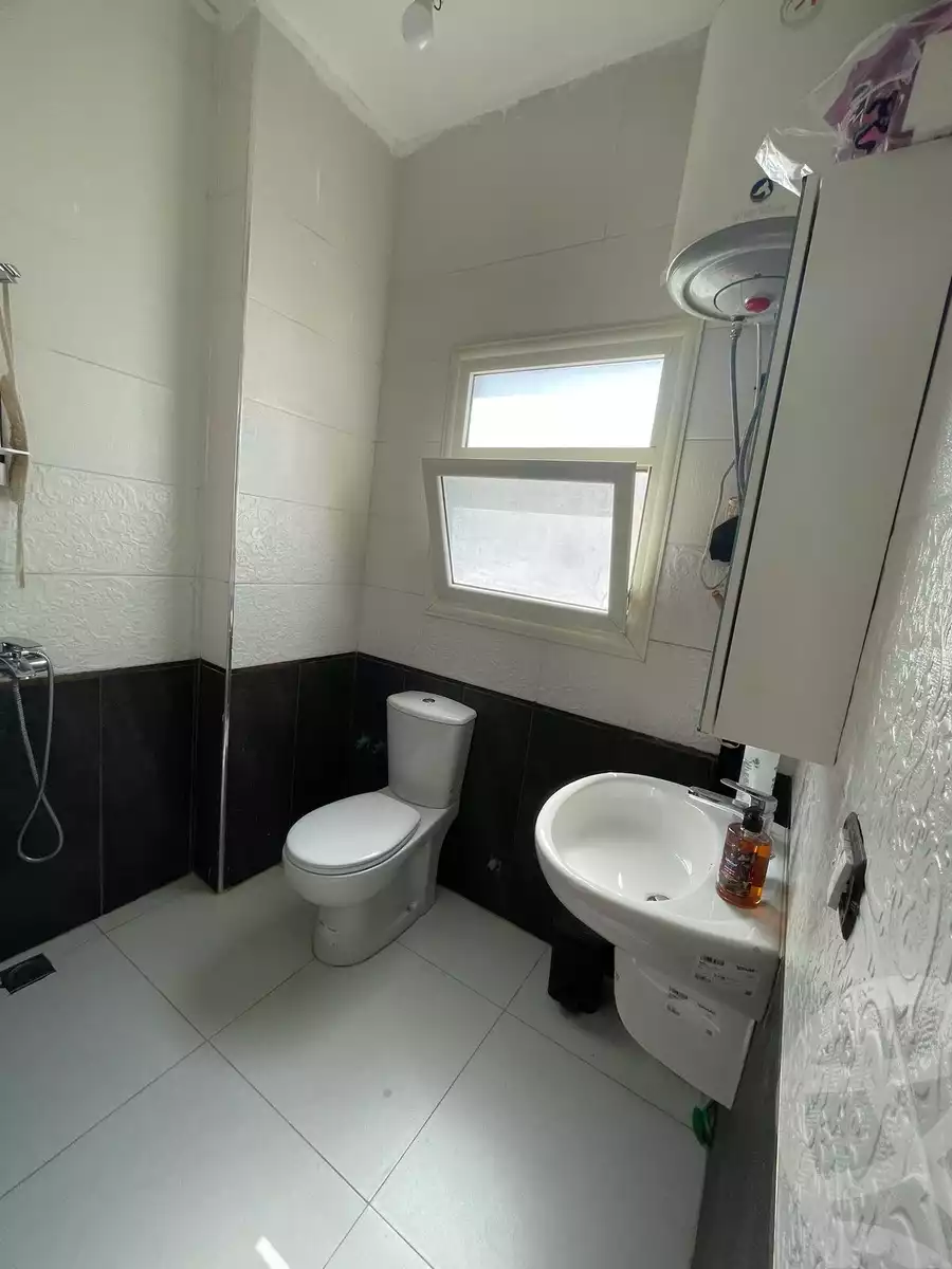 https://aqarmap.com.eg/en/listing/5921688-for-sale-cairo-new-cairo-first-settlement-neighbourhood-10-badee-khairy-st