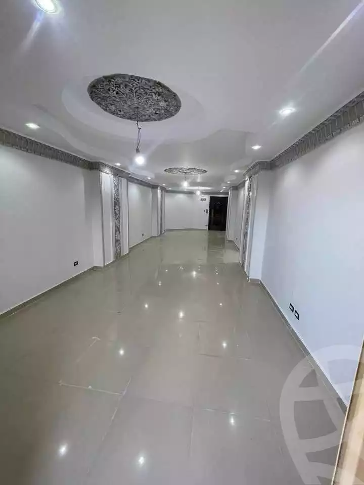 https://aqarmap.com.eg/ar/listing/5922225-for-sale-alexandria-l-jmy-lbytsh-el-reyad-st