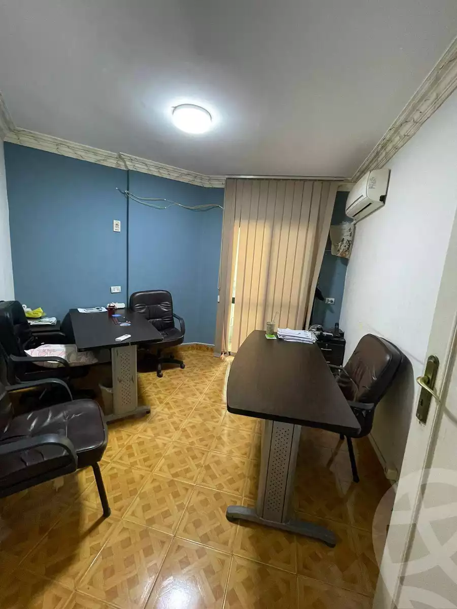 https://aqarmap.com.eg/en/listing/5922268-for-sale-cairo-helwan-helwan-el-sharkeya-abd-el-rahman-pasha-st