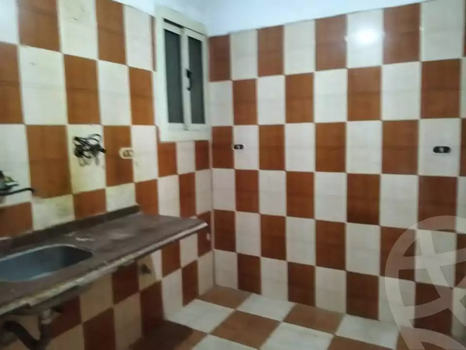 https://aqarmap.com.eg/en/listing/5922586-for-rent-alexandria-l-jmy-el-kilo-21