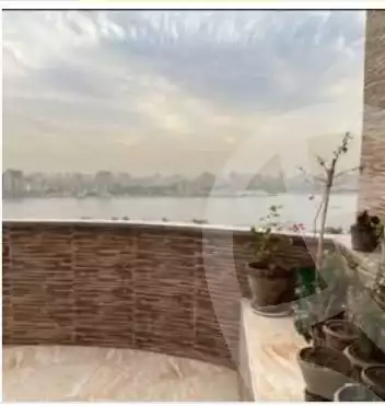 https://aqarmap.com.eg/ar/listing/5922962-for-sale-cairo-helwan-hadayek-helwan-nile-corniche-st