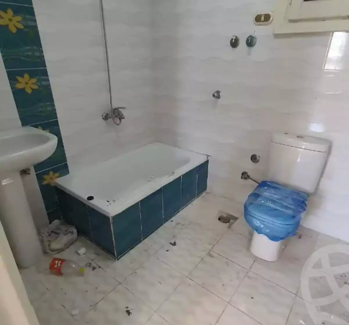 https://aqarmap.com.eg/en/listing/5923081-for-sale-alexandria-el-mandara-nabawy-al-mohandes-st