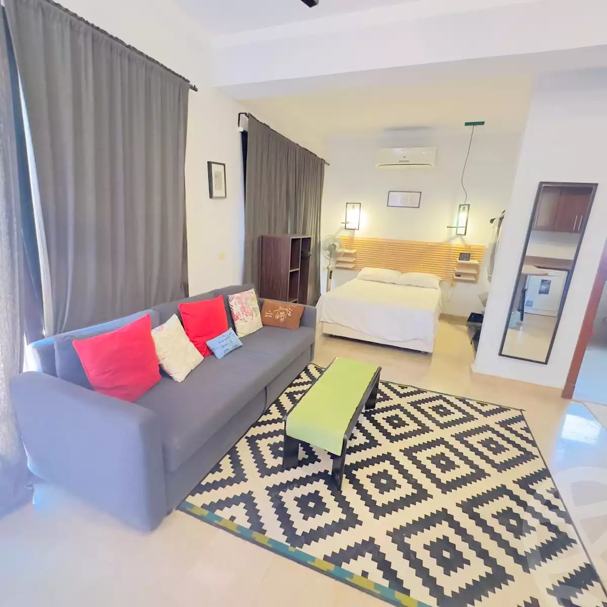 https://aqarmap.com.eg/en/listing/5923388-for-rent-cairo-el-sheikh-zayed-city-compounds-casa