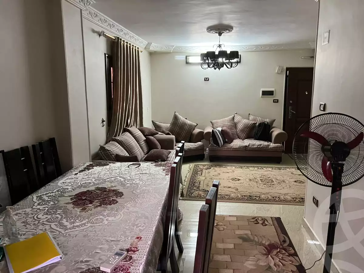 https://aqarmap.com.eg/ar/listing/5923893-for-sale-cairo-6th-of-october-el-ahyaa-neighborhood-3rd-street-40