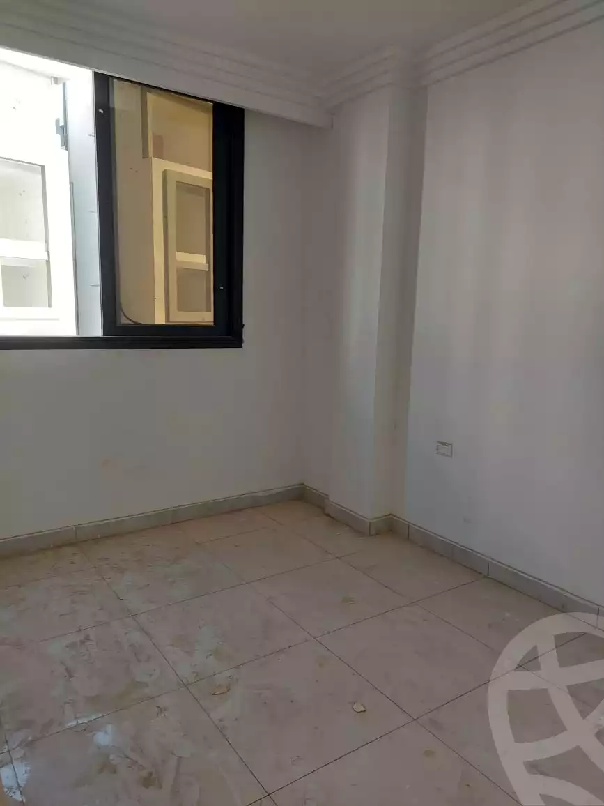 https://aqarmap.com.eg/ar/listing/5924111-for-sale-ain-elsokhna-mdyn-ljll-ljdyd-byl-fyntw