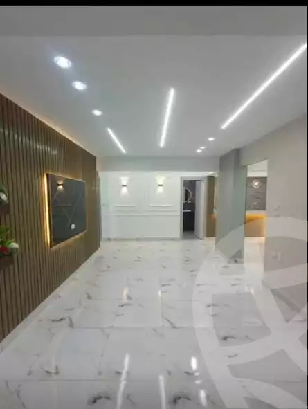 https://aqarmap.com.eg/en/listing/5924551-for-sale-cairo-mokattam-lhdb-l-ly-el-naforah-square