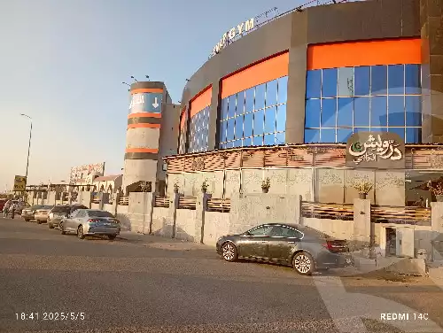 https://aqarmap.com.eg/en/listing/5925600-for-sale-cairo-el-shorouk-compounds-sky-plaza-mall