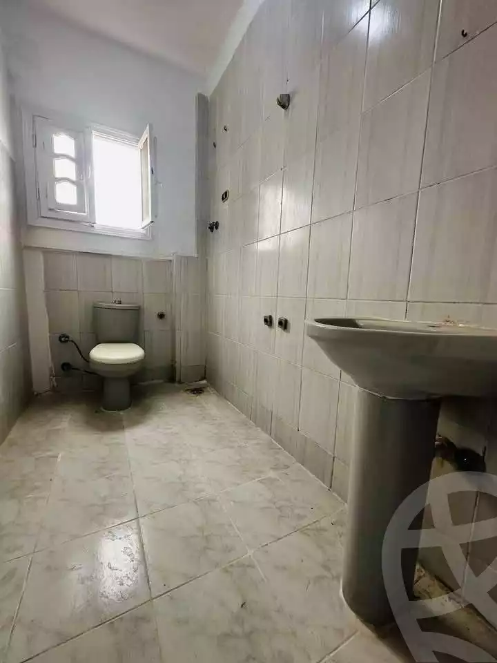 https://aqarmap.com.eg/en/listing/5926010-for-sale-alexandria-l-jmy-shataa-el-nakheel