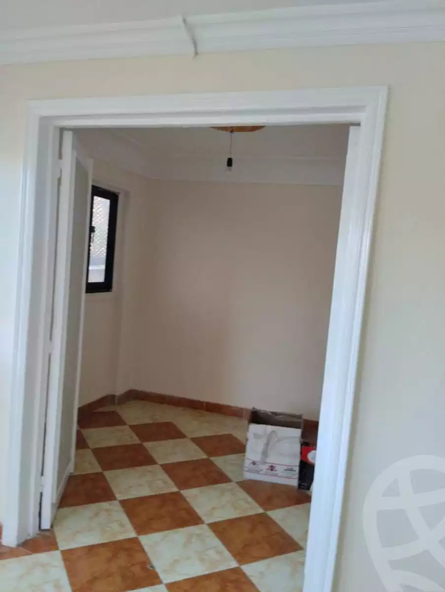 https://aqarmap.com.eg/ar/listing/5926328-for-sale-alexandria-l-jmy-lbytsh-zayed-st