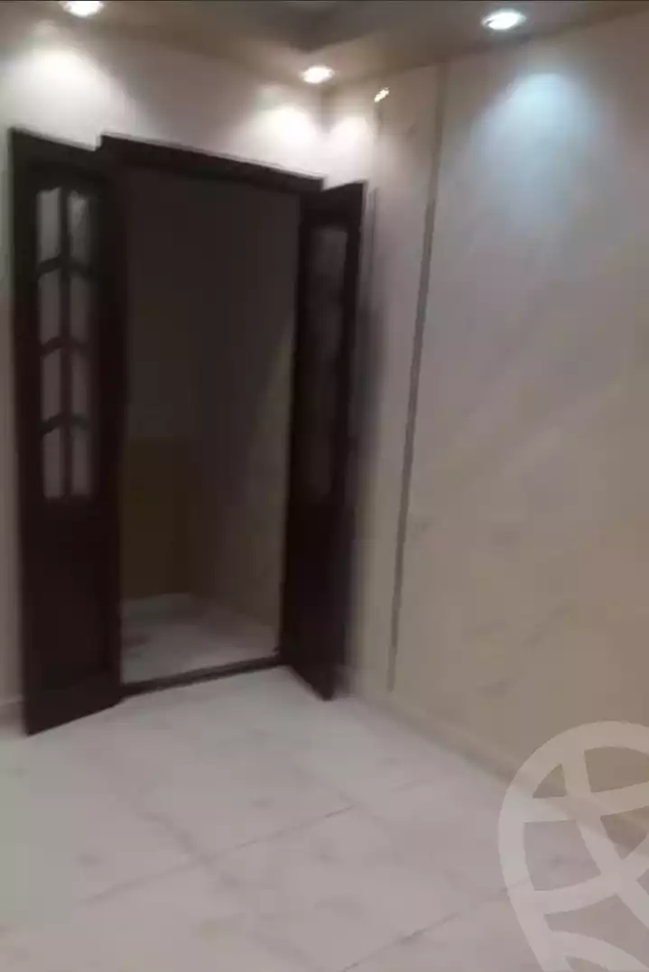 https://aqarmap.com.eg/en/listing/5926720-for-sale-qalyubia-shubra-el-khaima-om-bayoumi