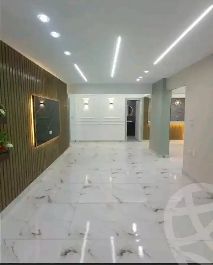 https://aqarmap.com.eg/ar/listing/5927057-for-sale-cairo-mokattam-lhdb-l-ly-shareaa-9