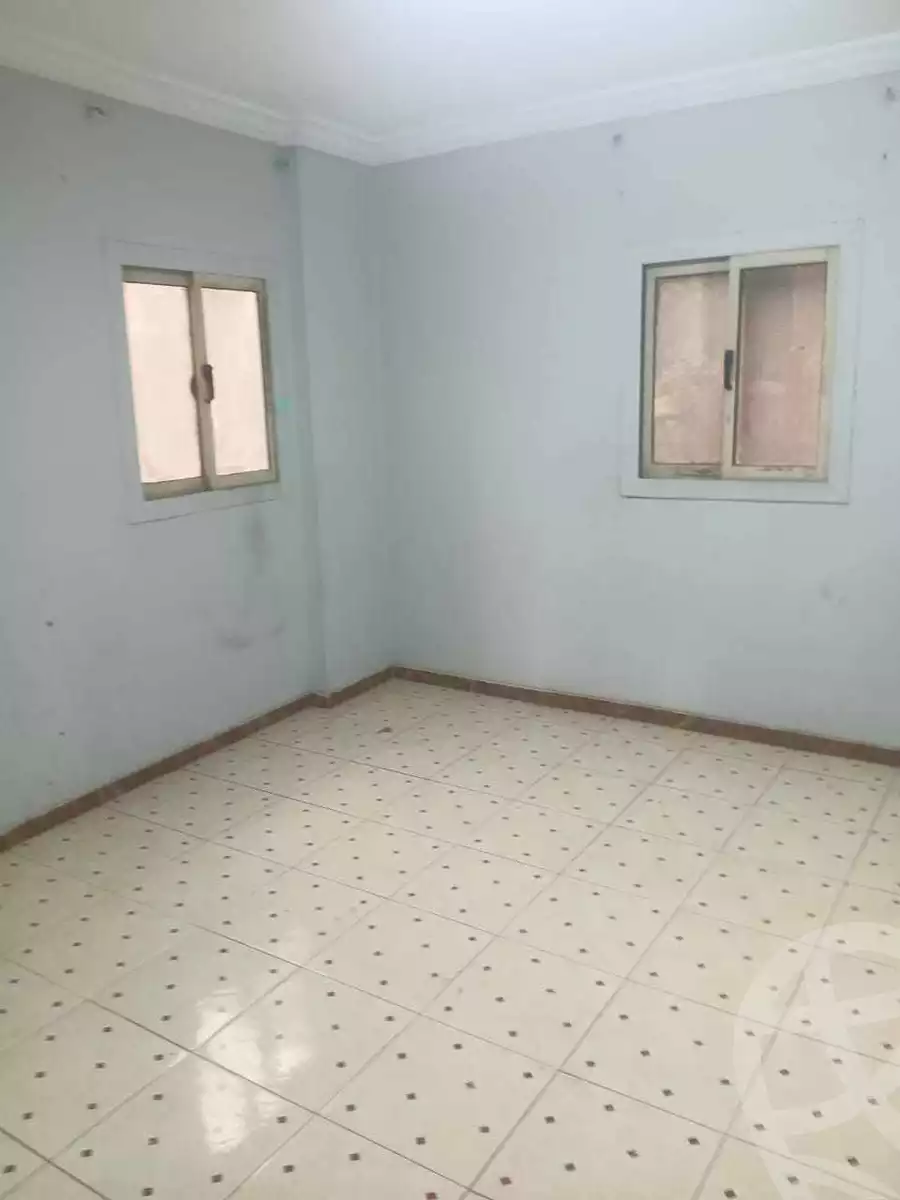 https://aqarmap.com.eg/ar/listing/5927296-for-sale-qalyubia-shubra-el-khaima-shubra-el-khaima-city-ismailia-canal-st