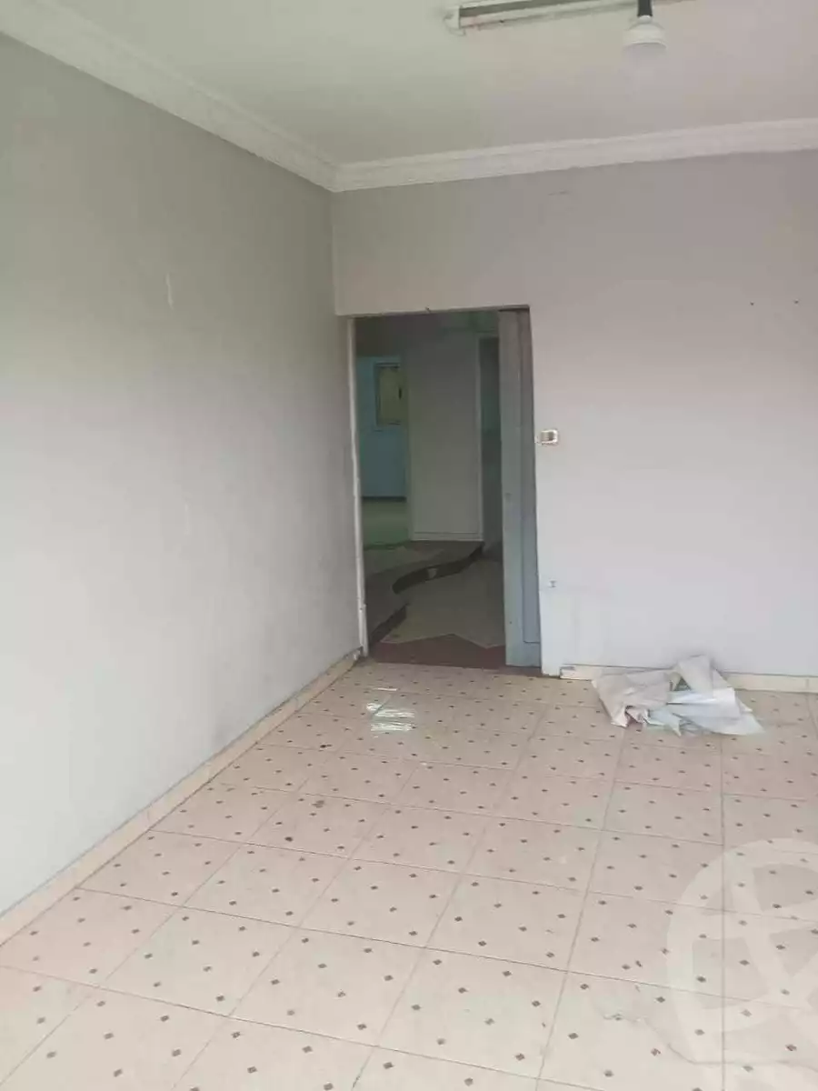 https://aqarmap.com.eg/ar/listing/5927296-for-sale-qalyubia-shubra-el-khaima-shubra-el-khaima-city-ismailia-canal-st