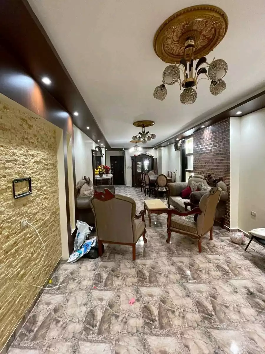 https://aqarmap.com.eg/ar/listing/5927601-for-sale-alexandria-l-jmy-lbytsh-bianchiii-el-bashwat-st