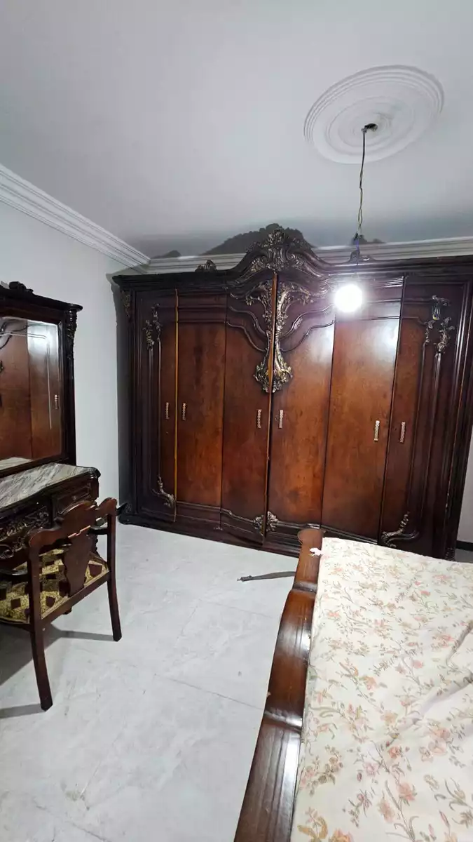 https://aqarmap.com.eg/ar/listing/5928390-for-sale-alexandria-sydy-bshr-sydy-bshr-bhry-mahmoud-sedki-st