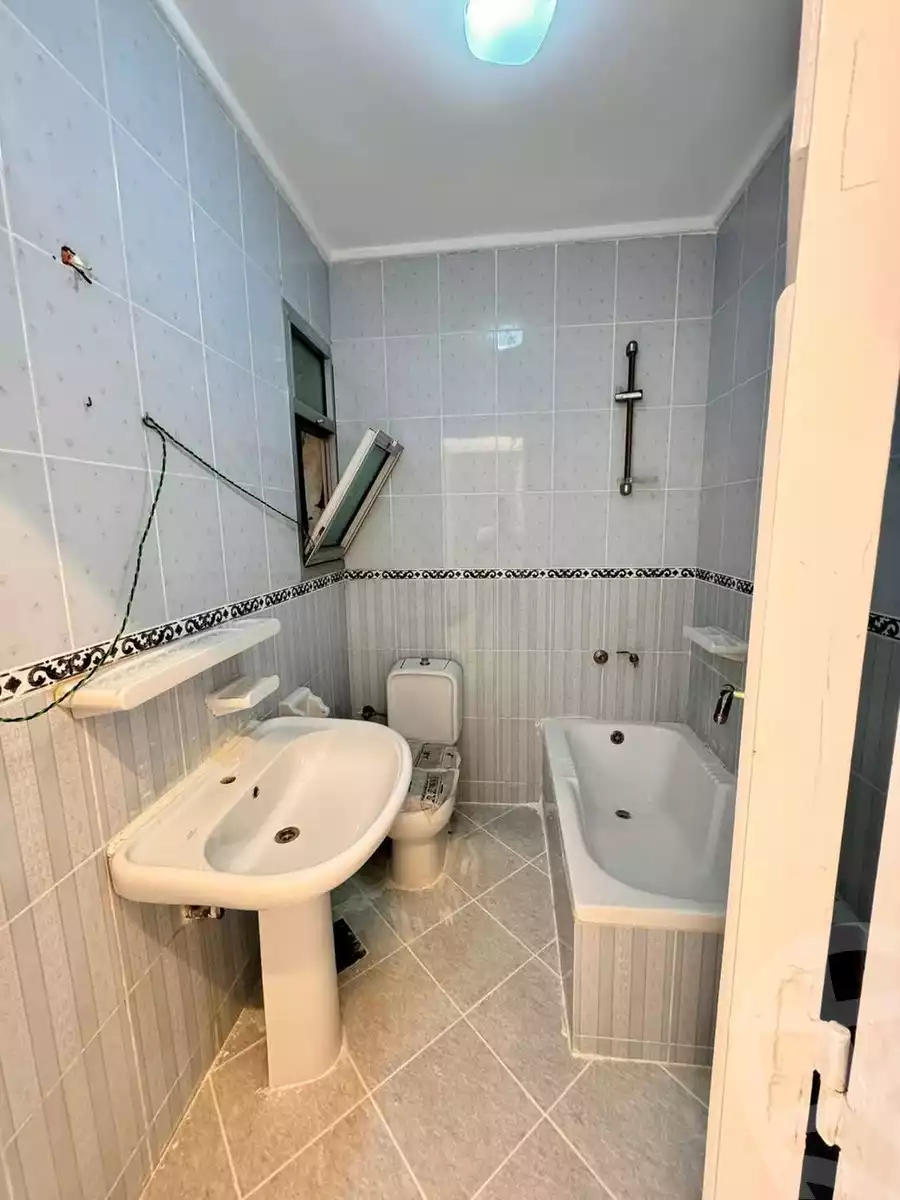 https://aqarmap.com.eg/en/listing/5928824-for-sale-alexandria-l-jmy-shataa-el-nakheel-street-63