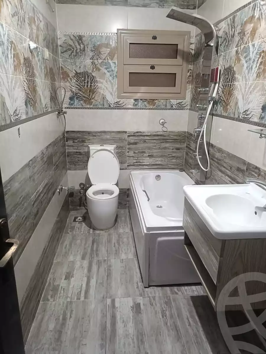 https://aqarmap.com.eg/ar/listing/5929791-for-rent-cairo-ain-shams-mnshy-lthryr