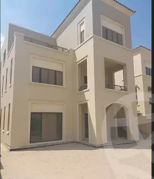 https://aqarmap.com.eg/en/listing/5929934-for-sale-cairo-mokattam-compounds-uptown-cairo