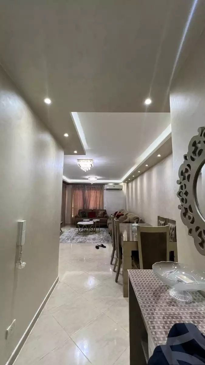 https://aqarmap.com.eg/en/listing/5931078-for-rent-cairo-el-sheikh-zayed-city-compounds-dr-msr